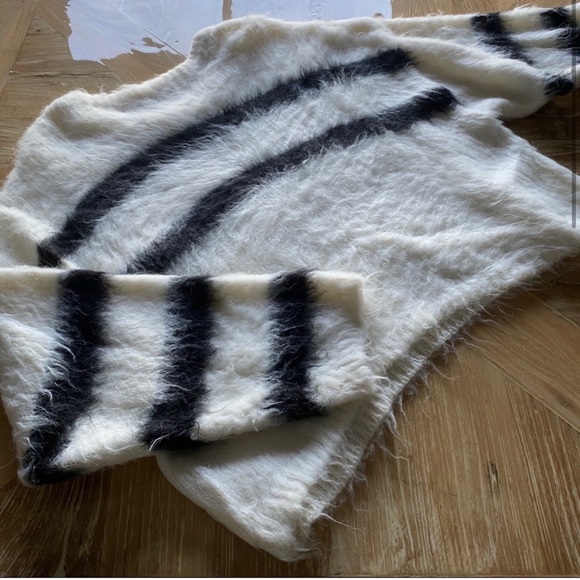 Striped Fuzzy Sweater - Picture 4 of 6